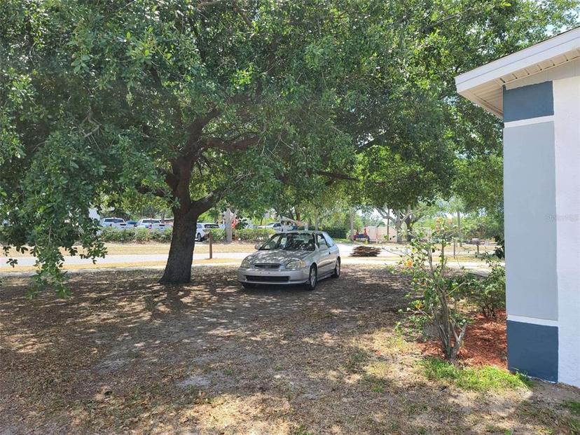 Picture of 598 E Highland Avenue, Clermont FL 34711