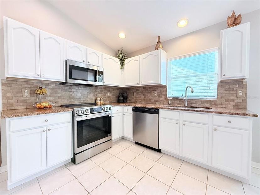 Picture of 5702 War Admiral Drive, Wesley Chapel FL 33544