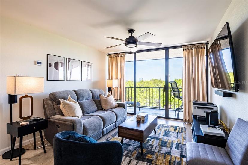 Picture of 3211 W Swann Avenue Unit 602, Tampa FL 33609