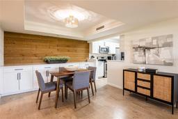 Picture of 3211 W Swann Avenue Unit 602, Tampa, FL 33609