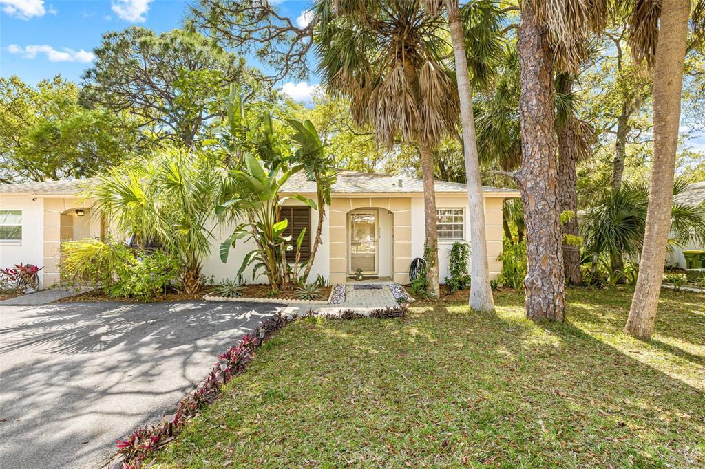 Picture of 614 N Jefferson Avenue Unit 27, Sarasota, FL 34237