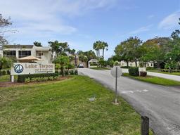 Picture of 90 S Highland Avenue Unit 1317, Tarpon Springs, FL 34689