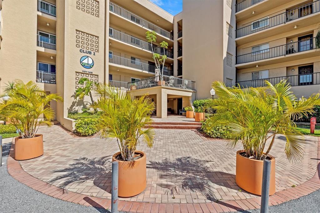 Picture of 90 S Highland Avenue Unit 1317, Tarpon Springs, FL 34689