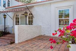 Picture of 54 Aegean Avenue, Tampa, FL 33606
