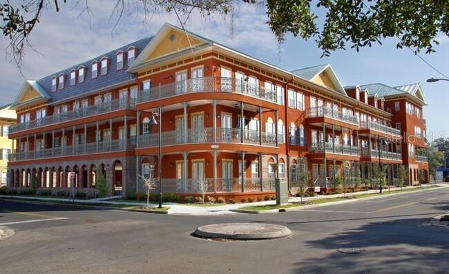 Picture of 1320 NW 3Rd Avenue Unit 306, Gainesville, FL 32603