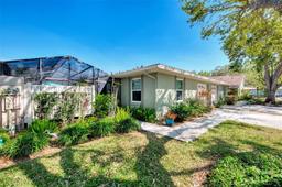Picture of 4091 Center Pointe Place Unit 40A, Sarasota, FL 34233