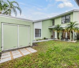 Picture of 10306 Green Grove Place, Tampa, FL 33624