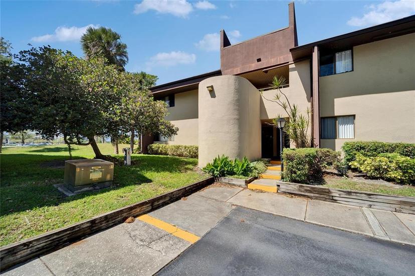 Picture of 880 S Village Drive N Unit 201, St Petersburg FL 33716