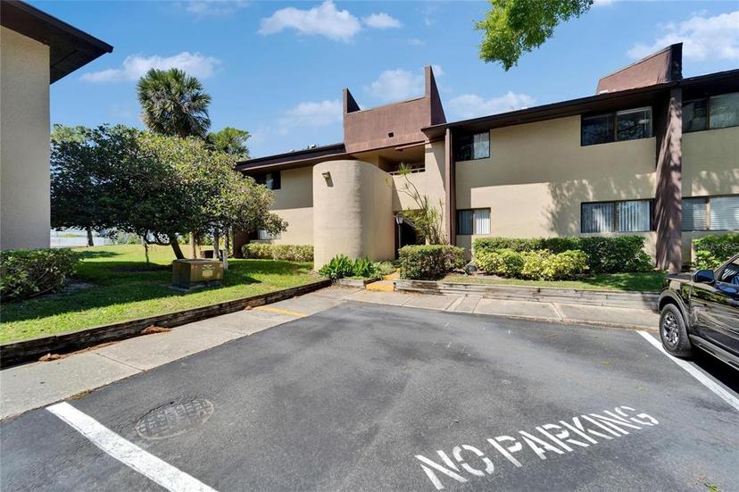 Picture of 880 S Village Drive N Unit 201, St Petersburg FL 33716