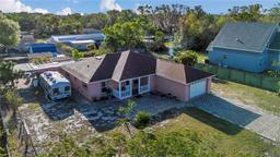 Picture of 910 Rich Drive, Mount Dora, FL 32757