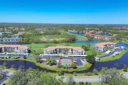 Picture of 9620 Club South Circle Unit 5306, Sarasota, FL 34238