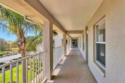 Picture of 9620 Club South Circle Unit 5306, Sarasota, FL 34238
