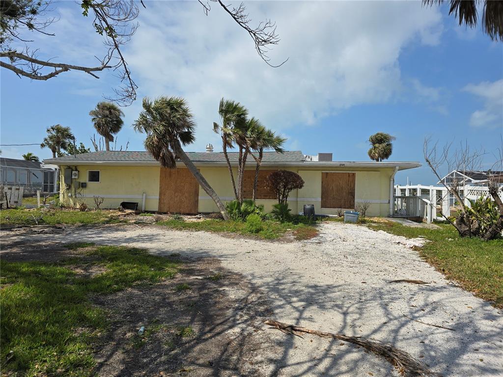 Picture of 1432 Lemon Bay Drive, Englewood, FL 34223