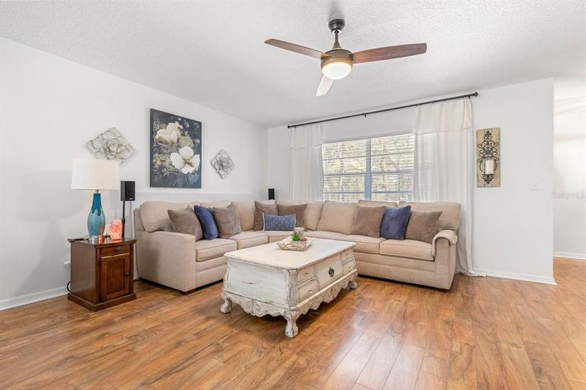 Picture of 35128 Excalibur Road, Webster FL 33597