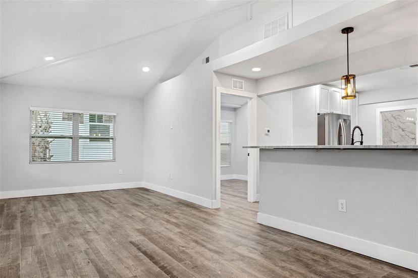 Picture of 8038 27Th Avenue N, St Petersburg FL 33710