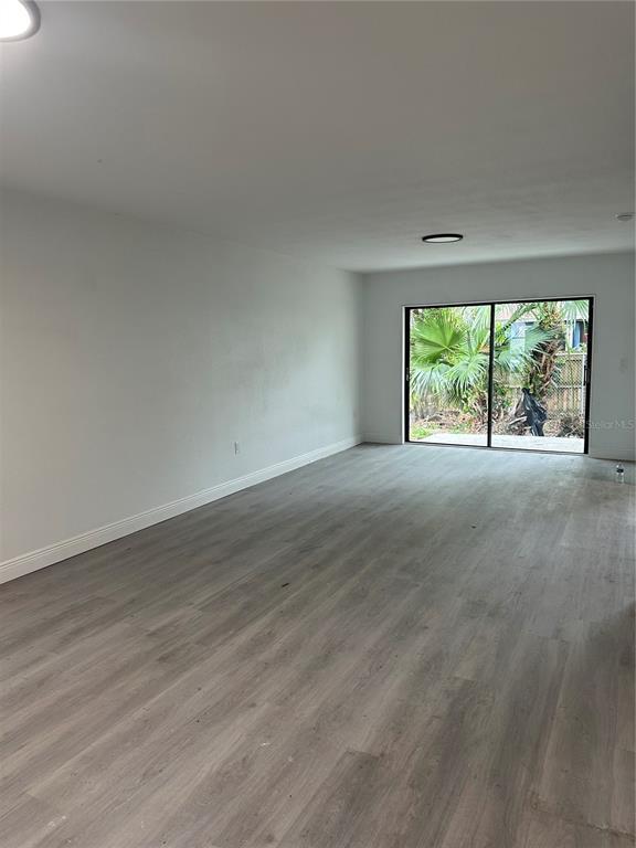 Picture of 10216 N Pawnee Avenue, Tampa FL 33617