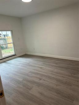 Picture of 10216 N Pawnee Avenue, Tampa, FL 33617