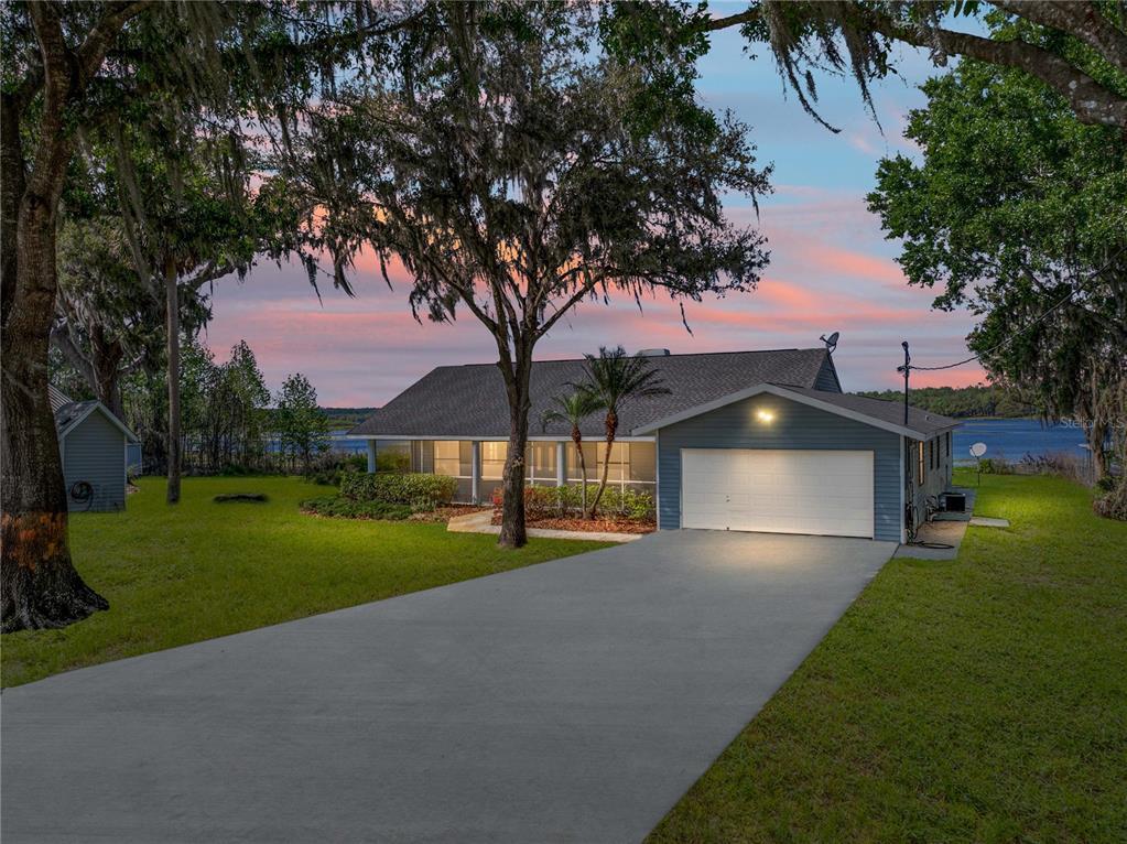 Picture of 18253 Townsend House Road, Dade City, FL 33523