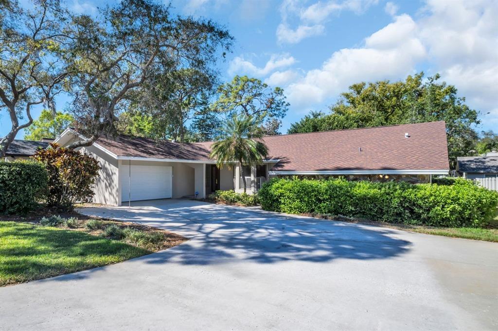 Picture of 2462 Indian Trail E, Palm Harbor, FL 34683