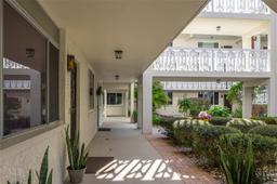 Picture of 1012 Pearce Drive Unit 105, Clearwater, FL 33764