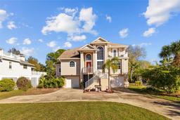 Picture of 3114 Bluff Boulevard, Holiday, FL 34691