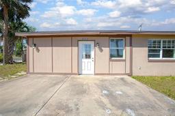 Picture of 852 Derbyshire Road, Daytona Beach, FL 32117