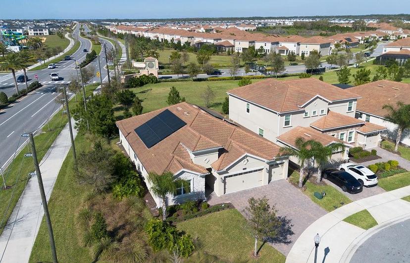 Picture of 8999 Croquet Court, Davenport FL 33896