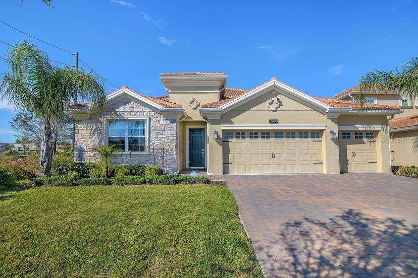 Picture of 8999 Croquet Court, Davenport FL 33896