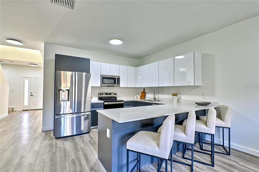 Picture of 1583 NW 29Th Road Unit 3, Gainesville FL 32605