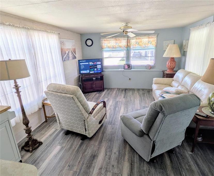 Picture of 1891 Englewood Road Unit 35, Englewood FL 34223