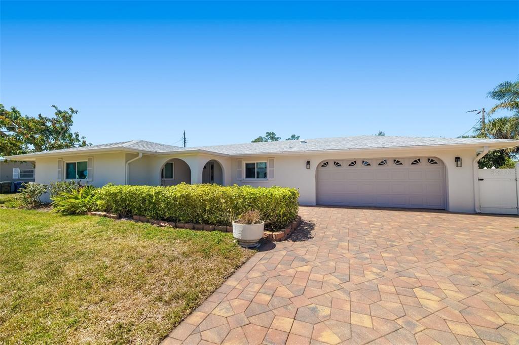 Picture of 5522 Yorkshire Way, Sarasota, FL 34231