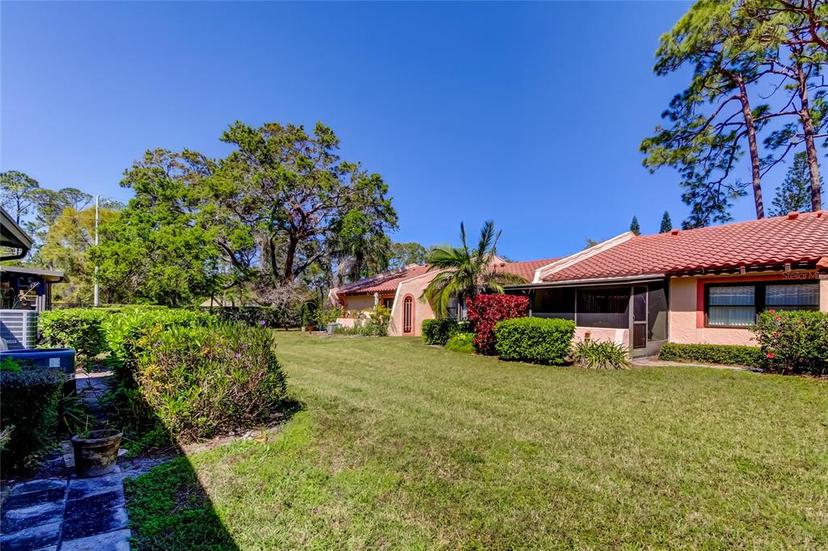 Picture of 9769 86Th Avenue Unit 9769, Seminole FL 33777
