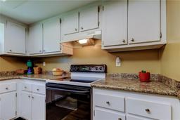 Picture of 9769 86Th Avenue Unit 9769, Seminole, FL 33777