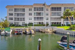 Picture of 600 Sutton Place Unit 104, Longboat Key, FL 34228