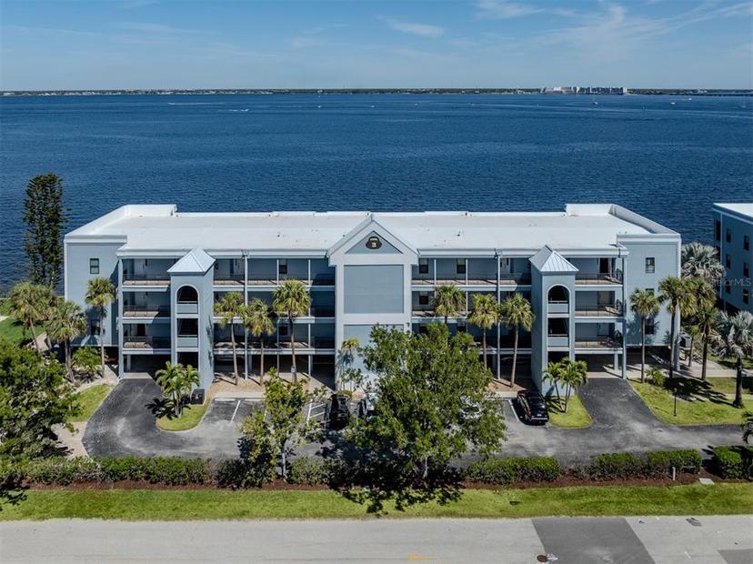 Picture of 1750 Jamaica Way Unit 322, Punta Gorda FL 33950