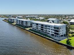 Picture of 1750 Jamaica Way Unit 322, Punta Gorda, FL 33950