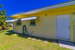 Picture of 5427 Springwood Boulevard Unit 5427, Pinellas Park, FL 33782