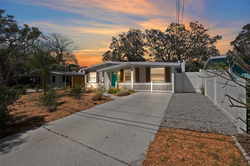 Picture of 6327 Emerson Avenue S, St Petersburg FL 33707