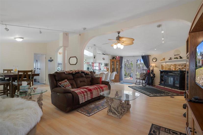 Picture of 12155 Rock Duck Avenue, Weeki Wachee FL 34614