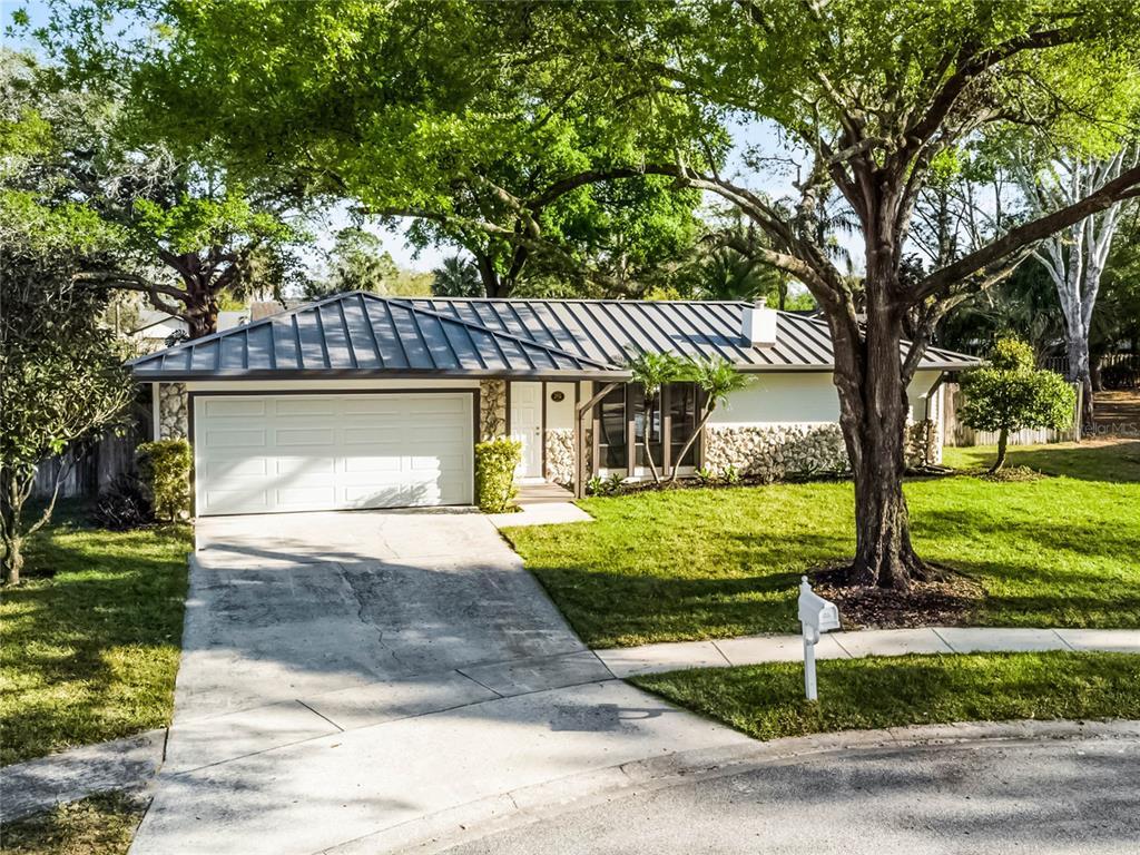 Picture of 2952 Ashwood Court, Apopka, FL 32703