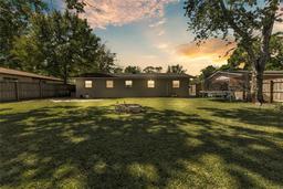 Picture of 210 Pinehurst Drive, Auburndale, FL 33823