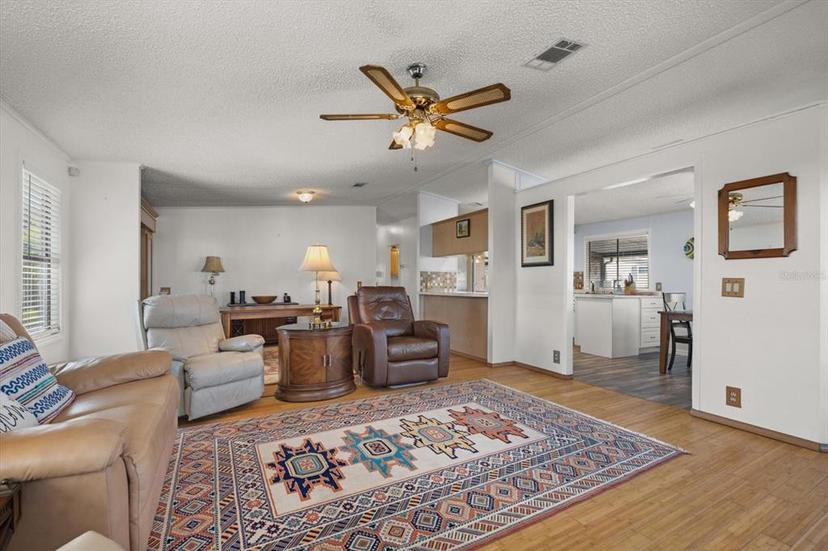 Picture of 5707 45Th Street E Unit 68, Bradenton FL 34203
