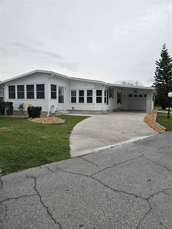 Picture of 216 Dartmouth Drive, Haines City FL 33844