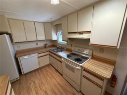 Picture of 1891 Englewood Road Unit 125, Englewood, FL 34223