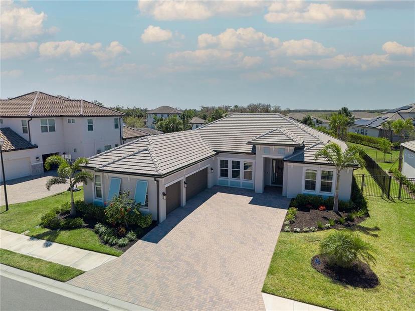 Picture of 6172 Lungo Lago Drive, Sarasota FL 34241