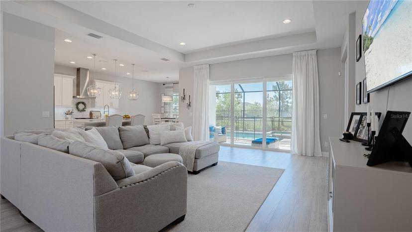 Picture of 6172 Lungo Lago Drive, Sarasota FL 34241