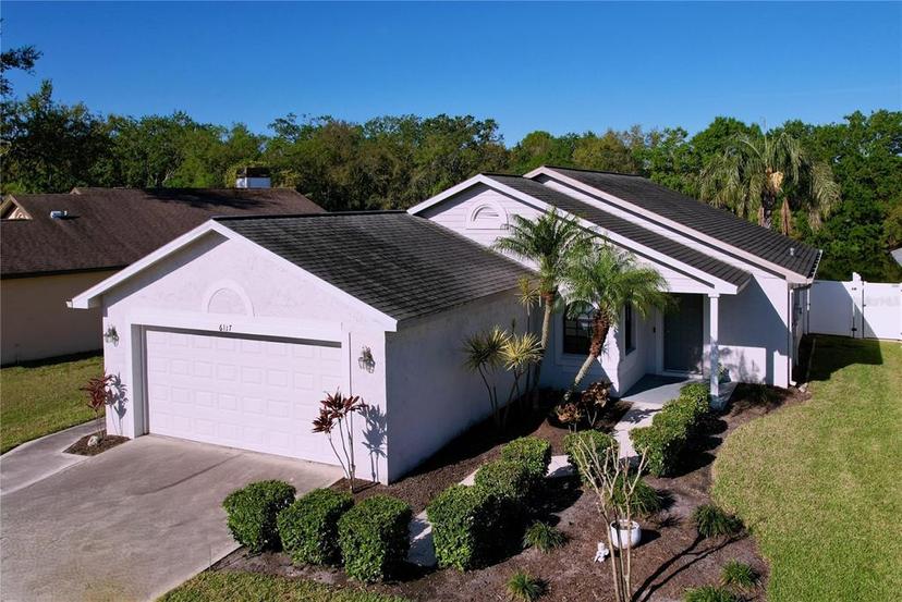 Picture of 6117 Crickethollow Drive, Riverview FL 33578