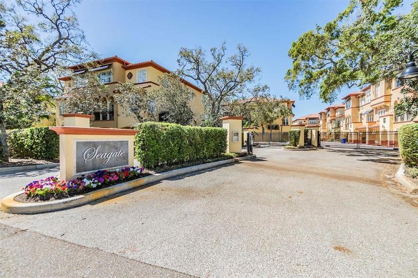 Picture of 254 Seagate Court, Dunedin FL 34698
