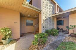 Picture of 2233 Beneva Terrace Unit 2232, Sarasota, FL 34232
