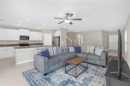 Picture of 7229 Spring Snowflake Avenue, Tampa, FL 33619